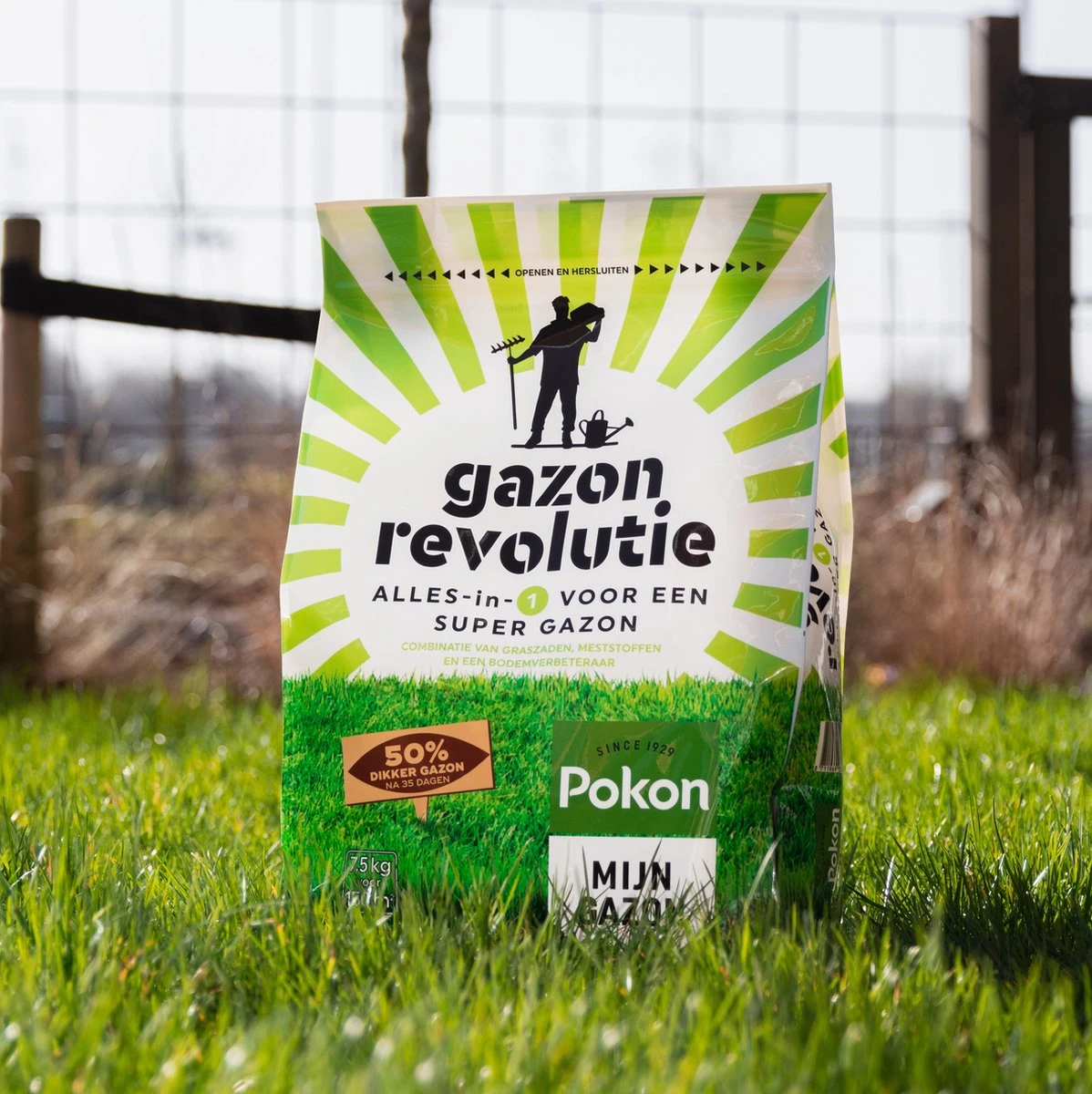 Pokon Gazon Revolutie - 2x7,5kg - Gazonmest / Graszaad / Bodemverbeteraar - Geschikt Voor 300m² - Binnen 15 Dagen Resultaat - Voordeelverpakking 3 Pokon Gazon Revolutie - 2x7,5kg - Gazonmest / Graszaad / Bodemverbeteraar - Geschikt Voor 300m² - Binnen 15 Dagen Resultaat - Voordeelverpakking - Afbeelding 3