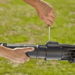 Black & Decker BLACK+DECKER BEBLV301 Bladblazer - Blaas En Zuigfunctie - Rugzak Als Opvangzak -Tuin- En Buitengereedschapswinkels 1200x1200 1056