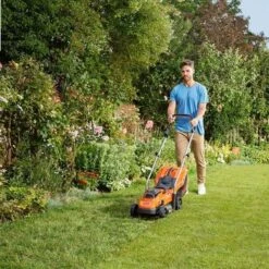 Black & Decker BLACK+DECKER BCMW3318N-XJ Grasmaaier - 18V - 33cm - Excl. Accu & Lader -Tuin- En Buitengereedschapswinkels 1200x1200 1175