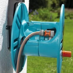GARDENA - Wandslanghouder 60 Met Slanggeleider - Slanghouder - Maximale Capaciteit 60 Meter -Tuin- En Buitengereedschapswinkels 1200x1200 1640