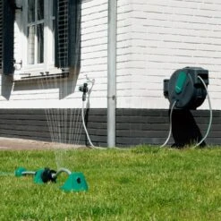 VONROC Automatische Slanghaspel – Incl. 25m Tuinslang, Aansluitslang, Spuitstuk, Koppelingen & Kraanaansluiting -Tuin- En Buitengereedschapswinkels 1200x1200 1672
