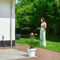 VONROC Automatische Slanghaspel – Incl. 25m Tuinslang, Aansluitslang, Spuitstuk, Koppelingen & Kraanaansluiting -Tuin- En Buitengereedschapswinkels 1200x1200 1673
