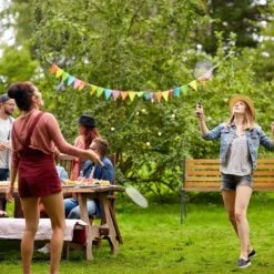 Relaxdays Tuinbank - Gietijzer - Parkbank - Tweezitter - Balkon & Terras - Houten Bank -Tuin- En Buitengereedschapswinkels 1200x1200 235