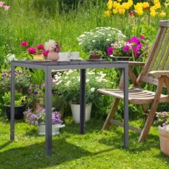 Relaxdays Tuintafel Vierkant - Grijze Buitentafel - Eettafel Tuin - Moderne Balkontafel -Tuin- En Buitengereedschapswinkels 1200x1200 579