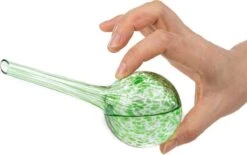 Merkloos Decopatent® 4 Stuks - Waterdruppelaar Voor Planten - Watergever - Glas - Waterbollen - Watergeefsysteem - Plantenbollen - Groen 17 Merkloos Decopatent® 4 Stuks - Waterdruppelaar Voor Planten - Watergever - Glas - Waterbollen - Watergeefsysteem - Plantenbollen - Groen -Tuin- En Buitengereedschapswinkels 1200x752 4