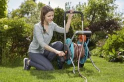 GARDENA - AquaRoll M CleverRoll Easy Slangenwagen - Maximaal 60 Meter - Inklapbare Zwengel -Tuin- En Buitengereedschapswinkels 1200x799 155