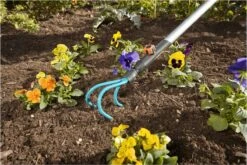 GARDENA Combisysteem Krabber Cultivatior - Werkbreedte 9 Cm - Aanbevolen Steellengte 130 Cm -Tuin- En Buitengereedschapswinkels 1200x800 344