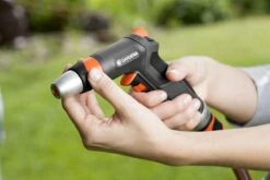 GARDENA - Premium Reinigingssproeier Spuitpistool - Metaal - Voor Reiniging En Bewatering -Tuin- En Buitengereedschapswinkels 1200x800 444