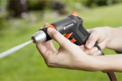 GARDENA - Premium Reinigingssproeier Spuitpistool - Metaal - Voor Reiniging En Bewatering -Tuin- En Buitengereedschapswinkels 1200x801 32