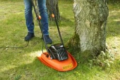 Black & Decker BLACK+DECKER BEMWH551-QS Zweefmaaier - 1200W - 30cm - Gesnoerd -Tuin- En Buitengereedschapswinkels 1200x806 3