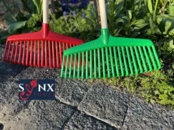 Synx Tools Gazonhark Bladhark 23 Tanden Hark - Harken - Grashark- Gazon - Kunststof Blauw/groen -Met Steel 120cm -Tuin- En Buitengereedschapswinkels 1200x899 19