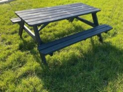 Goedkopepicknicktafels.nl | Zwarte XL Picknicktafel | Tuintafel 6 Persoons | Zwart Gespoten Gedroogd Grenen Hout! 10 Goedkopepicknicktafels.nl | Zwarte XL Picknicktafel | Tuintafel 6 Persoons | Zwart Gespoten Gedroogd Grenen Hout! -Tuin- En Buitengereedschapswinkels 1200x899 8