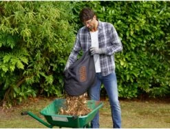 Black & Decker BLACK+DECKER BEBLV300SB-QS Bladblazer - 404 Km/u - 3000W - Zuig-/blaasfunctie - Gesnoerd -Tuin- En Buitengereedschapswinkels 1200x910