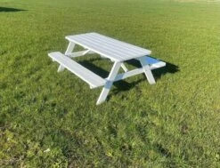 Goedkopepicknicktafels.nl | Witte XL Picknicktafel | Tuintafel 6 Persoons | Wit Gespoten Gedroogd Grenen Hout! -Tuin- En Buitengereedschapswinkels 1200x918 1