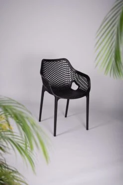 Tuinstoel - Air XL - Zwart - Siesta -Tuin- En Buitengereedschapswinkels 798x1200 3