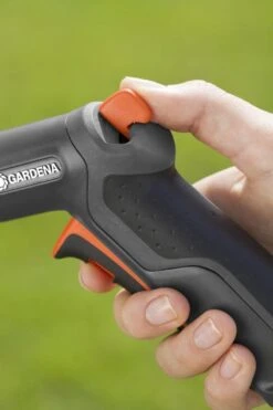 GARDENA - Premium Multifunctionele Broeskop - Exclusief Verlengsteel 27 GARDENA - Premium Multifunctionele Broeskop - Exclusief Verlengsteel -Tuin- En Buitengereedschapswinkels 800x1200 110