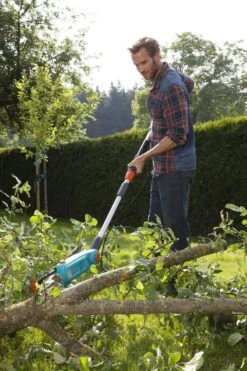 GARDENA - TCS 720/20 Kettingzaag - Max Bereik 4.40m 14 GARDENA - TCS 720/20 Kettingzaag - Max Bereik 4.40m -Tuin- En Buitengereedschapswinkels 800x1200 68