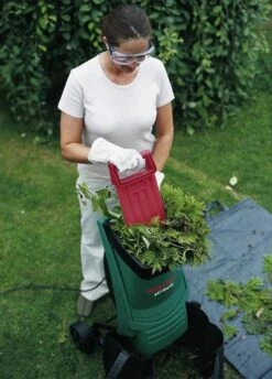 Bosch AXT Rapid 2200 Hakselaar - 2200 W - 90 Kg/u 11 Bosch AXT Rapid 2200 Hakselaar - 2200 W - 90 Kg/u -Tuin- En Buitengereedschapswinkels 862x1200 1