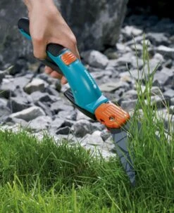 GARDENA Comfort Grasschaar - 360° Draaibaar - Antikleef Coating - Golfsnede 13 GARDENA Comfort Grasschaar - 360° Draaibaar - Antikleef Coating - Golfsnede -Tuin- En Buitengereedschapswinkels 978x1200